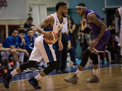 גרין. הרצליה הרימה את הראש (מנהלת)