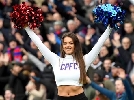 גם באנגליה מתרגשים לקראת הסופרבול (Getty)