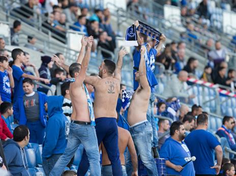 הקהל עדיין לא איבד תקווה (עודד קרני)