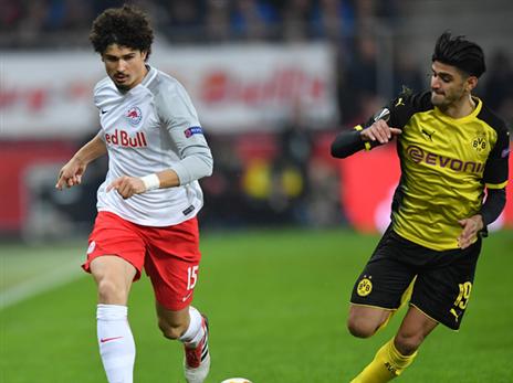 דהוד מנסה לעצור את רמליו. דורטמונד תחזור למשחק? (GETTY)