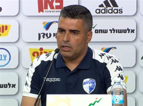 סילבס לשחקנים: "אתם יודעים כמה המשחק הזה חשוב"