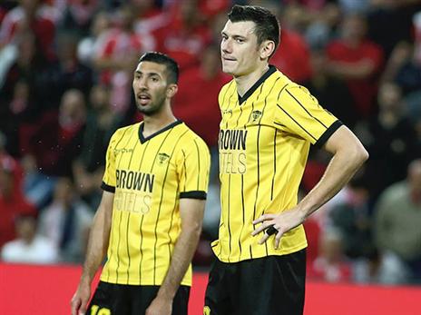 באנקר בהגנה. סירושטיין (דני מרון)