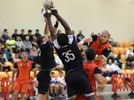 המשחק בין נס ציונה לפתח תקווה (הדר ואן קולא)