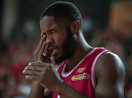 דייסון: "צריכים לחזור לעצמנו" (מנהלת)