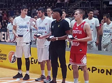 זוסמן ואבדיה בחמישיית העונה (באדיבות איגוד הכדורסל)