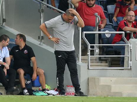 ללא רגל מסיימת. קלינגר (יוסי שקל)