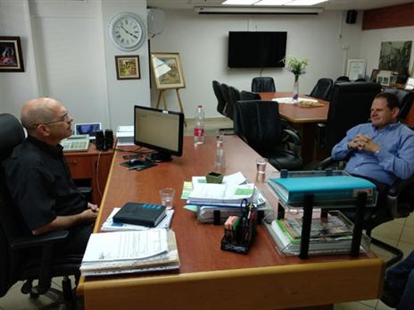 העירייה תמכה, הקבוצה תינצל