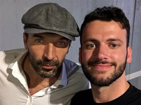 גם עם בופון הוא נפגש (מתוך: אינסטגרם)