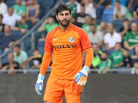 "גיא לא מראה לחץ או מתח" (יוסי שקל)