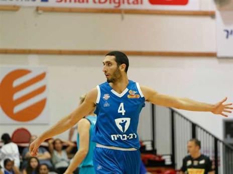 משעור, פתח מעולה לאורחת (מנהלת הליגה)