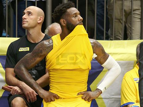 קיין. החליק על מדבקה (אלן שיבר)