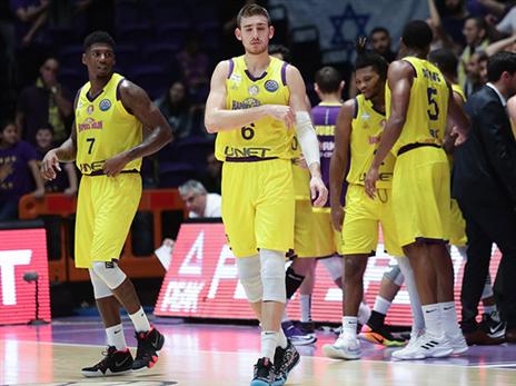 חולון בגדר חידה (FIBA)