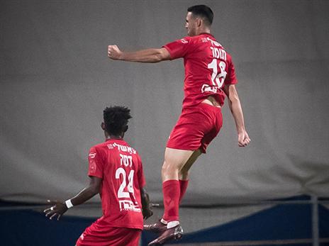 תומר חוגג. בדרך למעלה? (עודד קרני))