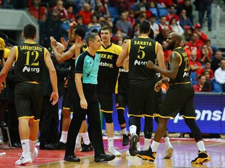 אתונה פתחה נהדר עם אחוזים מטורפים (לירון מולדובן)