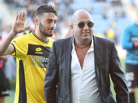 התקבל בחום. פיניש (עודד קרני)