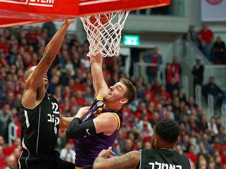 קליין. בא בטענות לשופטים (אלן שיבר)