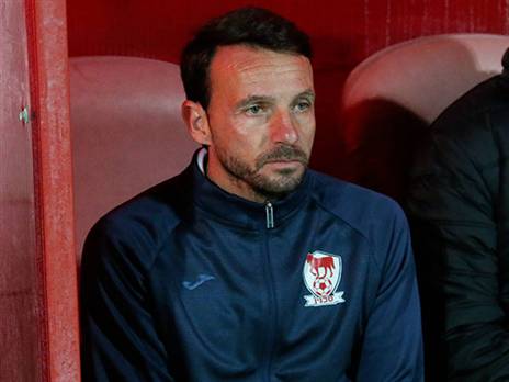 קרלוס. לא הצליח להבריא את הקבוצה (יוסי שקל)