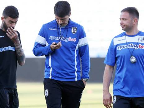 קלאוס, איביץ' ומילצ'נוביץ'. לקחו גביע עם פאוק