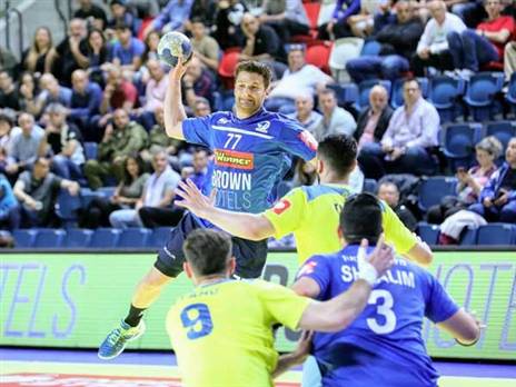 פומרנץ, יעשו לו כבוד (הדר ואן קולא, איגוד הכדוריד)