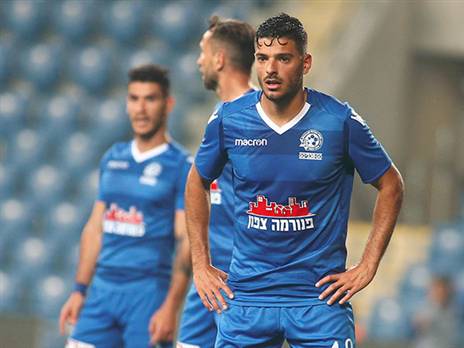 לא צפוי לחזור ללבוש ירוק. מזרחי במדי פ"ת (צילום: אלן שיבר)