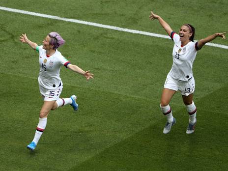 רפינו על גג העולם (GETTY)