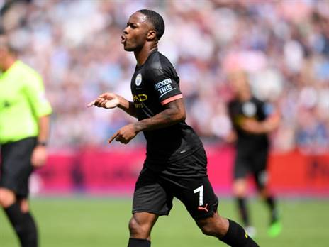 סטרלינג. הראשון מאז דרוגבה ב-2010 שכבש שלושער במחזור הפתיחה (Getty)