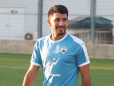 אלמוג כהן, לא אוהב להוריד מהיריב (אלן שיבר)