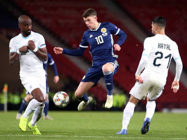 "לא בטוח שסקוטלנד - ישראל יתקיים" (PayPerLens)