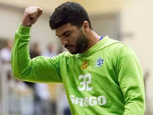 שיקלושי, עוד קדנציה בצהוב (צילום: יועד כהן, איגוד הכדוריד)