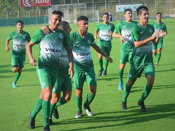 שחקני חיפה. עדיין מושלמים (האתר הרשמי של מכבי חיפה)