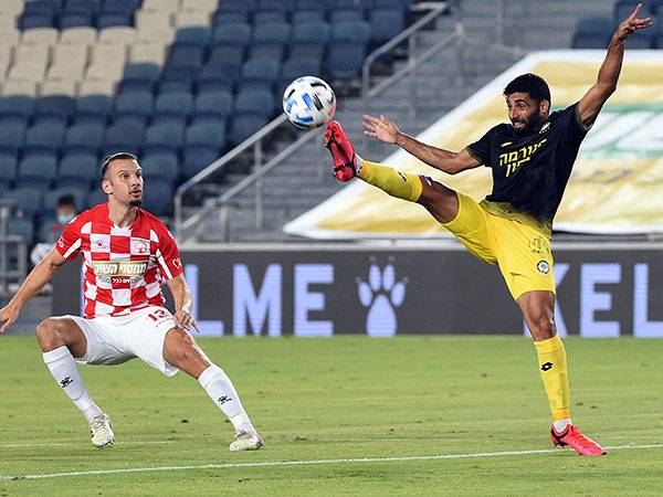 גם הוא ירוויח מהגעת בנדה. עזרא (ברני ארדוב)