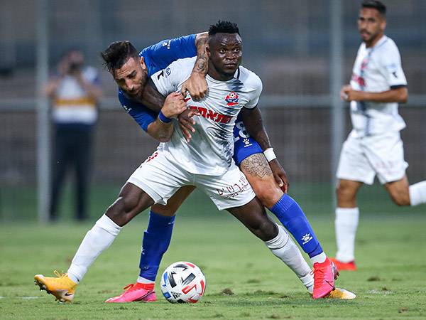 "חבלי לידה" (אנצ'ו גוש, סוכנות ג'יני)