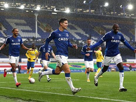 אברטון חוגגת. פנים חדשות בפסגה (Getty)