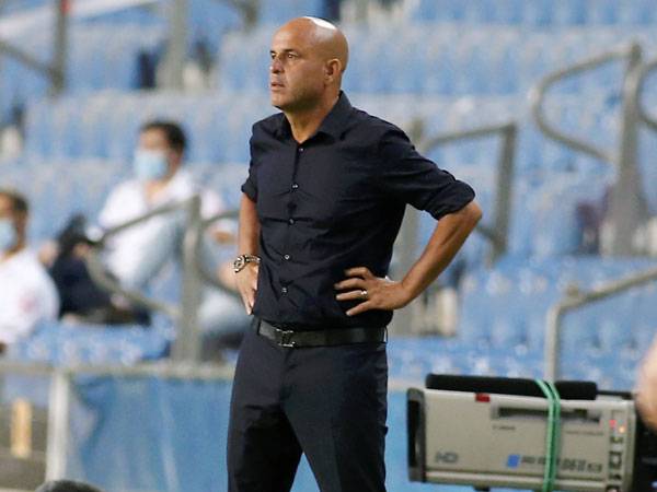 אבוקסיס, הכדורגל הישראלי חוזר (אלן שיבר)