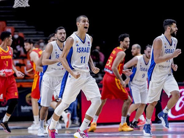 גם מדר הראה ניצוצות (FIBA)