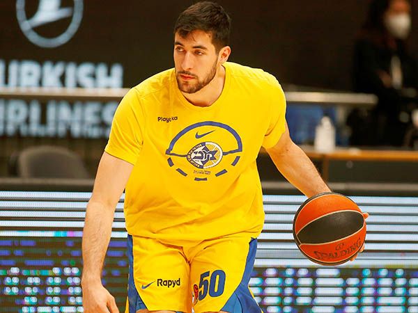 לא בקצב טוב. זוסמן (צילום: אלן שיבר)