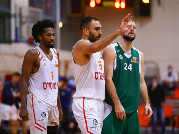 אנגולה ודן. מעל כל היתר (לירון מולדובן, מנהלת הליגה)