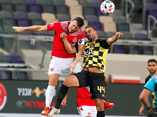 אחרי מאבק, הליגות העליונות ממשיכות (אלן שיבר)