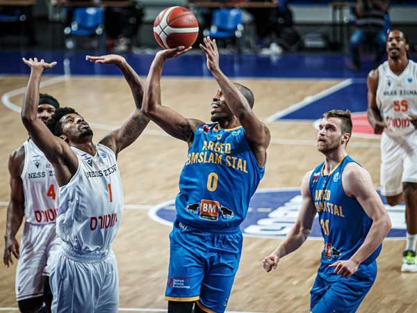 שמינית הגמר בסוף מרץ (Fiba)