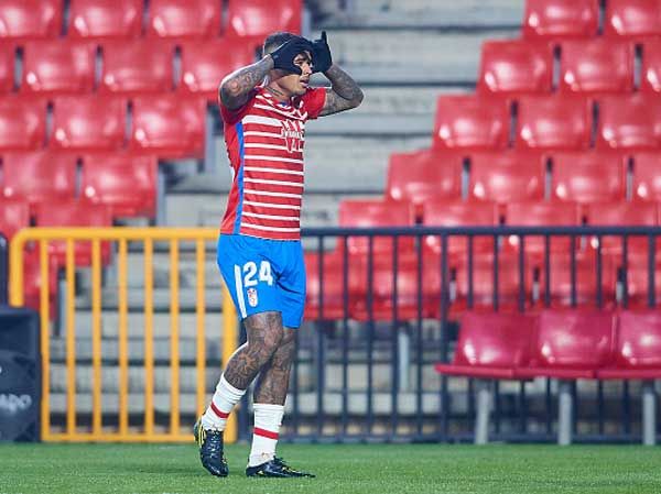 קנדי חוגג 0:1 מפתיע (Getty)