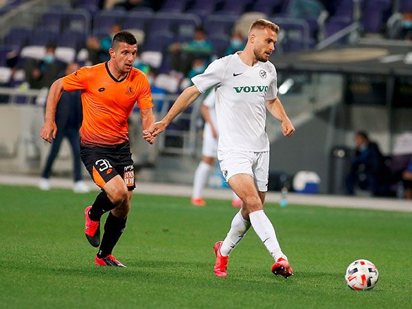 פלאניץ'. אל תשכח לקבל צהוב מול מכבי פ"ת בגביע (אלן שיבר)