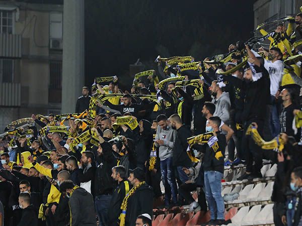 "הקהל של בית"ר מהמורכבים בעולם" (לירון מולדובן)