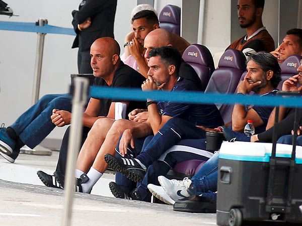 אבוקסיס, לא עזב את הספסל (אלן שיבר)