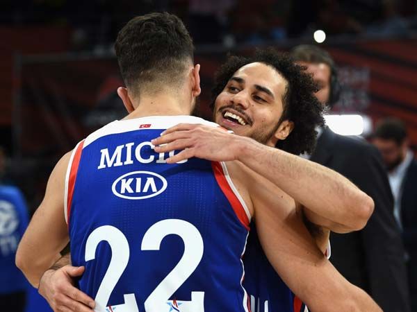 לארקין ומיציץ'. צמד חמד (Getty)