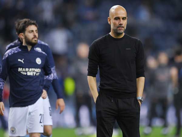 פפ גווארדיולה. יודע שבשביל לזכות בצ'מפיונס הוא צריך שחקנים מנוסים (Getty)