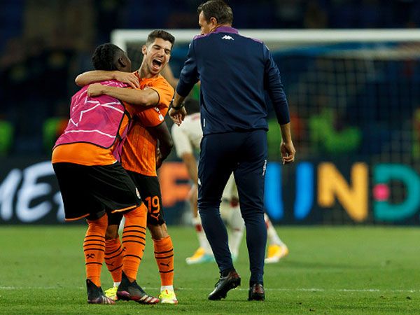 סולומון וחבריו לא היו במיטבם, אך ישחקו בשלב הבתים (GETTY)