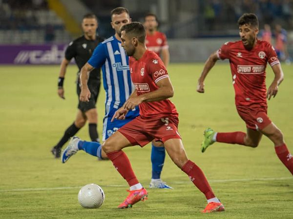 יעלה בהתקפה. שכטר (אלן שיבר)