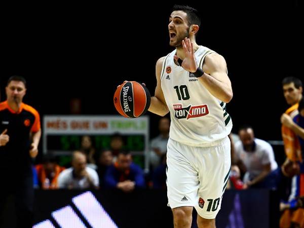 פפאפטרו. נשארו בפנאתינייקוס, אבל האם זה יספיק? (GETTY)