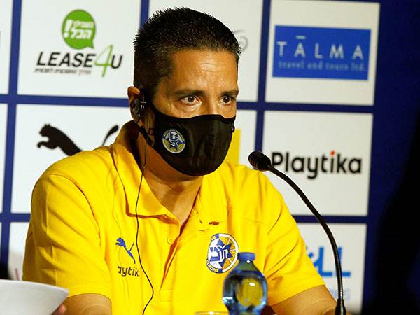 כאב ראש גדול. ספרופולוס (צילום: אלן שיבר)