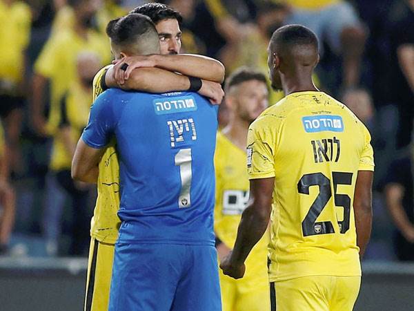 "יש כאן קבוצה טובה" (אלן שיבר)